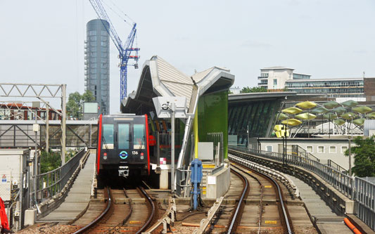 DLR - Straford - Photo: © Ian Boyle, 17th June 2014 - www.simplonpc.co.uk