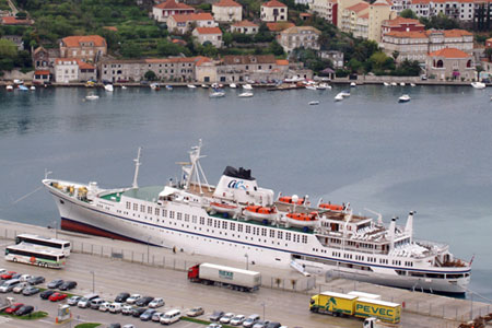 Adriatic Cruises DALMACIYA - www.simplonpc.co.uk - Photo: © Ian Boyle