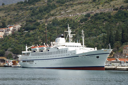 Adriatic Cruises DALMACIYA - www.simplonpc.co.uk - Photo: © Ian Boyle