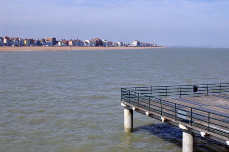 Deal Pier - Kent - www.simplonpc.co.uk -  Photo: © 2007 Ian Boyle