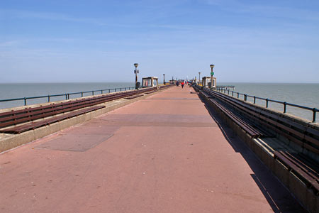 Deal Pier - Kent - www.simplonpc.co.uk -  Photo: © 2007 Ian Boyle