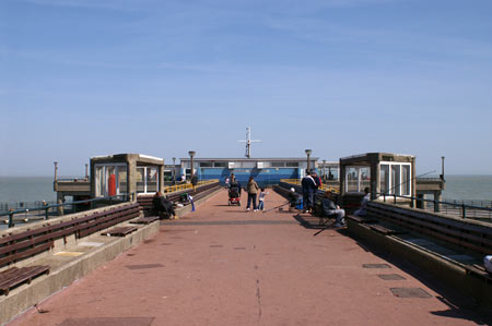 Deal Pier - Kent - www.simplonpc.co.uk -  Photo: © 2007 Ian Boyle