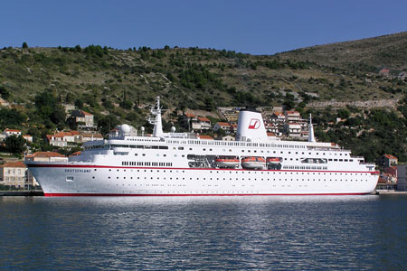 Deutschland at Dubrovnik in 2005 - Photos:  Neven Jerkovic