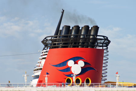 DISNEY MAGIC at Dover - Photo: © Ian Boyle, 12th June 2010 - www.simplonpc.co.uk