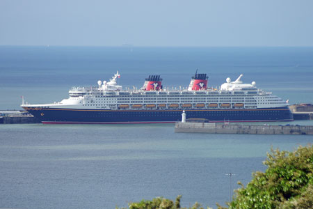 DISNEY MAGIC at Dover - Photo: © Ian Boyle, 12th June 2010 - www.simplonpc.co.uk