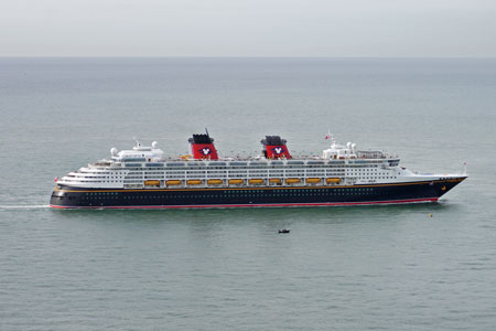 DISNEY MAGIC at Dover - Photo: © Ian Boyle, 6th July 2010 - www.simplonpc.co.uk