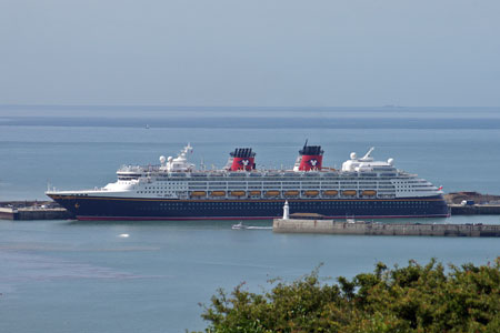 DISNEY MAGIC at Dover - Photo: © Ian Boyle, 6th July 2010 - www.simplonpc.co.uk