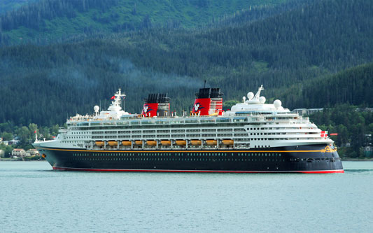 DISNEY WONDER at Juneau, Alaska  -  Images:  Marvin Jensen, 19th June 2015 - www.simplonpc.co.uk