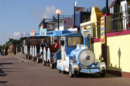 Clacton-on-Sea Dotto Train ©2006 Ian Boyle - www.simplonpc.co.uk