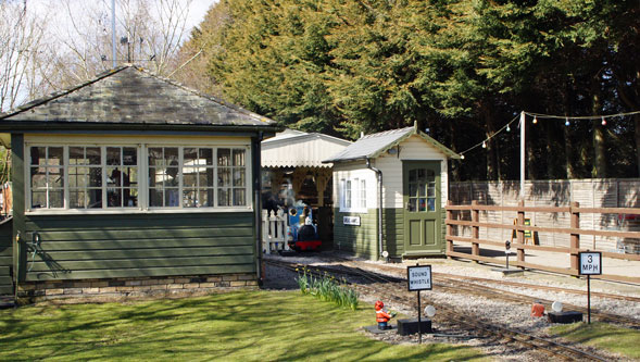 East Herts Miniature Railway - Photo: © Ian Boyle, 2nd April 2013 -  www.simplonpc.co.uk