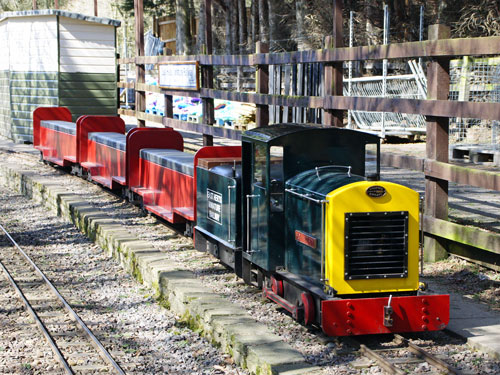 East Herts Miniature Railway - Photo: © Ian Boyle, 2nd April 2013 -  www.simplonpc.co.uk