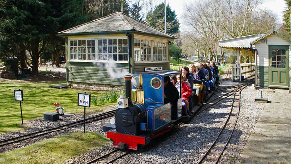 East Herts Miniature Railway - Photo: © Ian Boyle, 2nd April 2013 -  www.simplonpc.co.uk