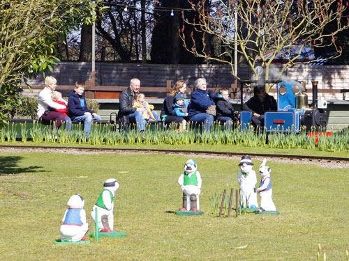 East Herts Miniature Railway - Photo: © Ian Boyle, 2nd April 2013 -  www.simplonpc.co.uk