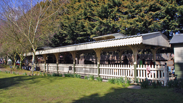 East Herts Miniature Railway - Photo: © Ian Boyle, 2nd April 2013 -  www.simplonpc.co.uk