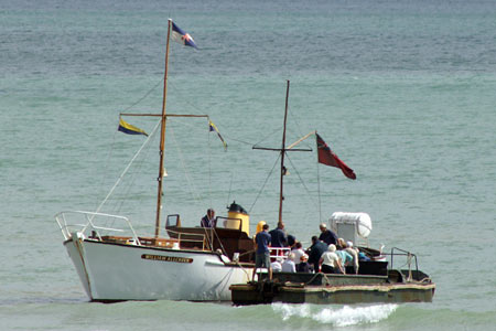 William Allchorn & DUKW - WW2 Amphibious Vehicle - Allchorn Pleasure Boats - Eastbourne - Photo: ©2007 Copyright Ian Boyle/Simplon Postcards - www.simplonpc.co.uk