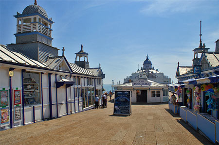 Eastbourne Pier - Sussex - www.simplonpc.co.uk -  Photo: © Ian Boyle, 3rd July 2006