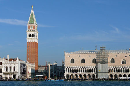 Venice - CELBRITY ECLIPSE Cruise - Photo: © Margaret Boyle, 12th October 2010 - www.simplonpc.co.uk