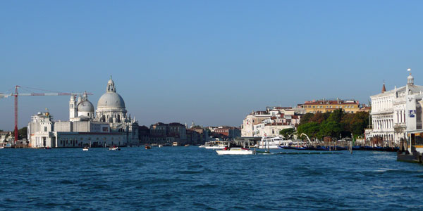 Venice - CELBRITY ECLIPSE Cruise - Photo: © Margaret Boyle, 12th October 2010 - www.simplonpc.co.uk