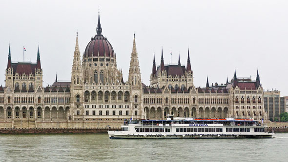 EUROPA_160514_9607 - EMERALD SKY Cruise - Budapest-Bucharest - Photo: © Ian Boyle, 14th May 2016 - www.simplonpc.co.uk