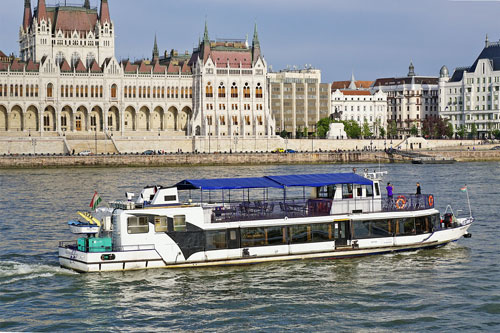 HALASZBASTYA_160514 - EMERALD SKY Cruise - Budapest-Bucharest - Photo: © Ian Boyle, 14th May 2016 - www.simplonpc.co.uk