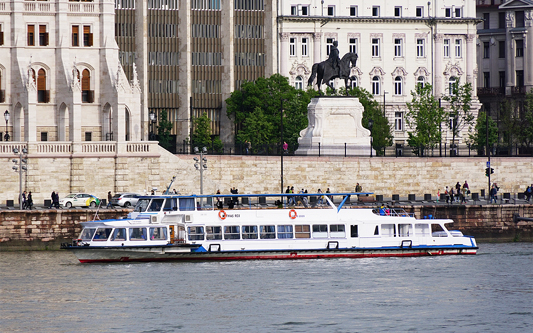 Mathias Rex_160514 - EMERALD SKY Cruise - Budapest-Bucharest - Photo: © Ian Boyle, 14th May 2016 - www.simplonpc.co.uk