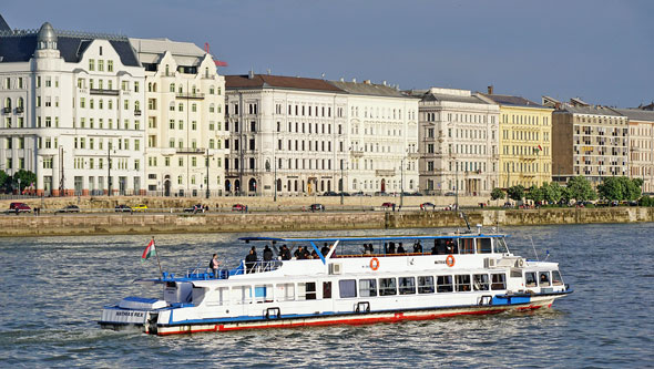 Mathias Rex_160514 - EMERALD SKY Cruise - Budapest-Bucharest - Photo: © Ian Boyle, 14th May 2016 - www.simplonpc.co.uk