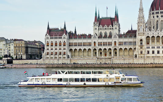 MILLENIUM-1_160514 - EMERALD SKY Cruise - Budapest-Bucharest - Photo: © Ian Boyle, 14th May 2016 - www.simplonpc.co.uk