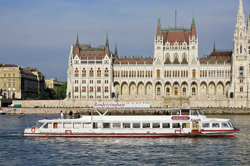 Monarchia_160514 - EMERALD SKY Cruise - Budapest-Bucharest - Photo: © Ian Boyle, 14th May 2016 - www.simplonpc.co.uk