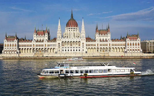 SZODLIGET_160514_9607 - EMERALD SKY Cruise - Budapest-Bucharest - Photo: © Ian Boyle, 14th May 2016 - www.simplonpc.co.uk