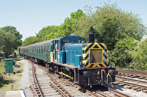 Epping Ongar Railway - Photo: ©2012 Ian Boyle - www.simplompc.co.uk - Simplon Postcards