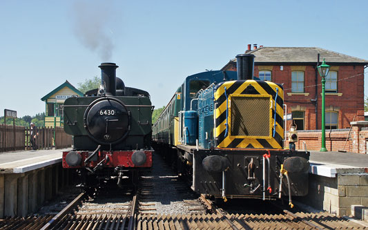 Epping Ongar Railway - Photo: ©2012 Ian Boyle - www.simplompc.co.uk - Simplon Postcards