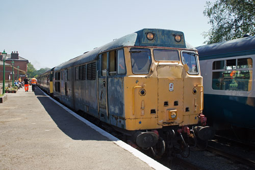 Epping Ongar Railway - Photo: ©2012 Ian Boyle - www.simplompc.co.uk - Simplon Postcards