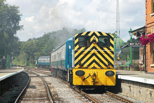 Epping Ongar Railway - Photo: ©2012 Ian Boyle - www.simplompc.co.uk - Simplon Postcards