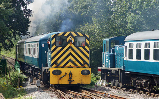 Epping Ongar Railway - Photo: ©2012 Ian Boyle - www.simplompc.co.uk - Simplon Postcards