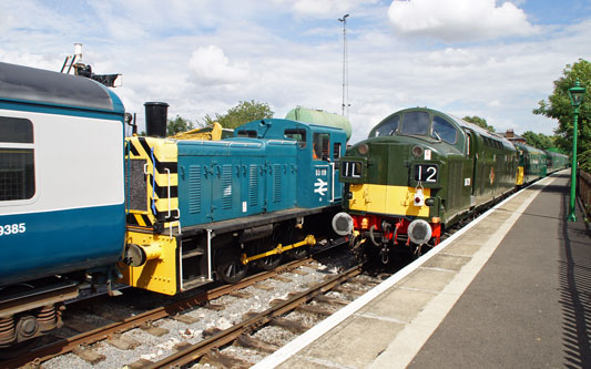 Epping Ongar Railway - Photo: ©2012 Ian Boyle - www.simplompc.co.uk - Simplon Postcards