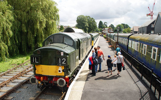 Epping Ongar Railway - Photo: ©2012 Ian Boyle - www.simplompc.co.uk - Simplon Postcards