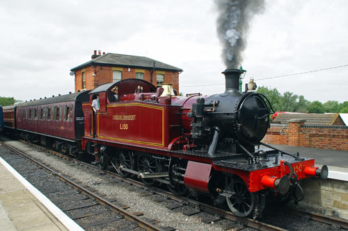 Epping Ongar Railway - Photo: ©2013 Ian Boyle - www.simplompc.co.uk - Simplon Postcards