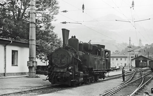 ÖBB Class 97 - Photo: ©1974 Ian Boyle - www.simplonpc.co.uk - Simplon Postcards