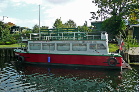 AVON SPIRIT - River Avon, Evesham - Photo: ©2011  Ian Boyle