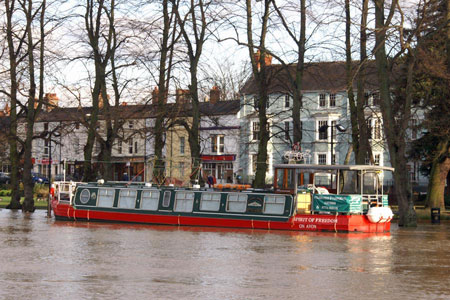 SPIRIT OF FREEDOM - River Avon, Evesham - Photo: ©2007  Ian Boyle