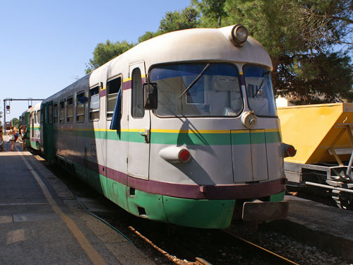 Ferrovie della Sardegna - Photo: © Ian Boyle, 25th August 2009 - www.simplompc.co.uk - Simplon Postcards