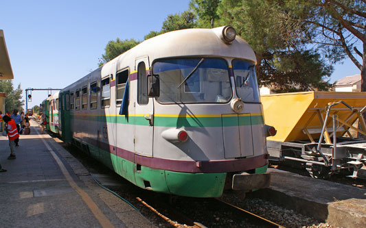 Ferrovie della Sardegna - Photo: © Ian Boyle, 25th August 2009 - www.simplompc.co.uk - Simplon Postcards