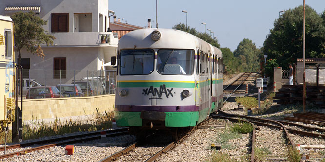 Ferrovie della Sardegna - Photo: © Ian Boyle, 25th August 2009 - www.simplompc.co.uk - Simplon Postcards