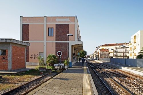 Ferrovie della Sardegna - Photo: © Ian Boyle, 25th August 2009 - www.simplompc.co.uk - Simplon Postcards