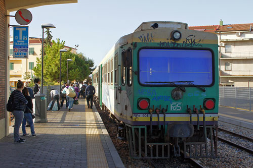 Ferrovie della Sardegna - Photo: © Ian Boyle, 25th August 2009 - www.simplompc.co.uk - Simplon Postcards