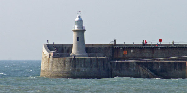 FOLKESTONE PIER - Photo: ©2011 Ian Boyle, 30th April 2011 - www.simplonpc.co.uk