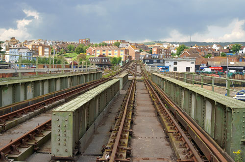 FOLKESTONE HARBOUR STATION - Photo: © Ian Boyle, 31st May 2005 - www.simplonpc.co.uk