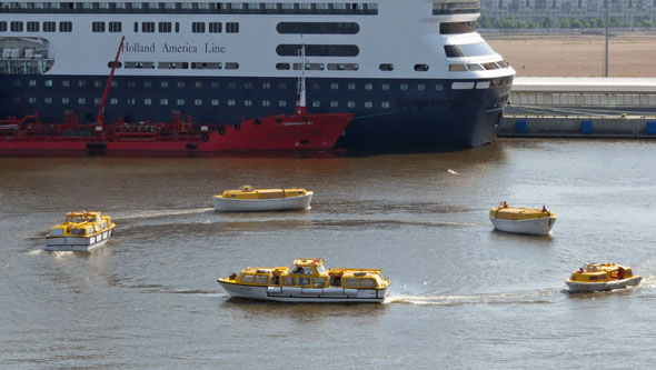 BALMORAL at St Petersburg Cruise Terminal - Photo:  Ian Boyle 27th May 2013