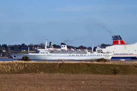 FUNCHAL - Classic International Cruises -  Photo: © Ian Boyle, 14th April 2008 - Simplon Postcards - www.simplonpc.co.uk