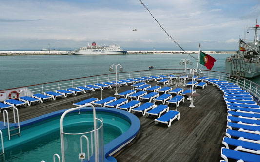 On board FUNCHAL - Photo:  Ian Boyle, 18th April 2009 - www.simplonpc.co.uk